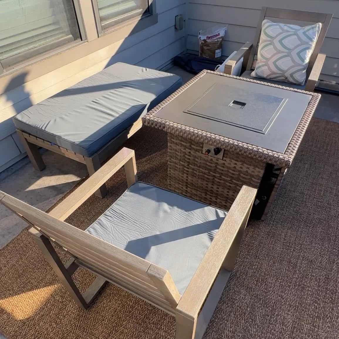 Living room chair Cushion replacement